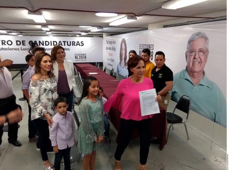 Imagen: Buscará suegra de El Bronco una alcaldía por la vía independiente
