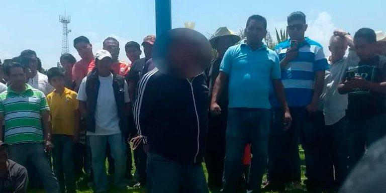 Imagen: Retienen y golpean a supuesto ladrón en Ixmiquilpan