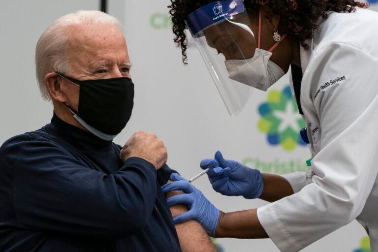 Imagen: Recibe Presidente electo de Estados Unidos Joe Biden la vacuna contra Covid-19