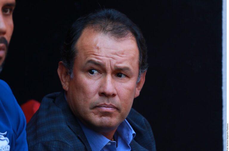 Imagen: Reynoso dejó de ser el técnico del Puebla