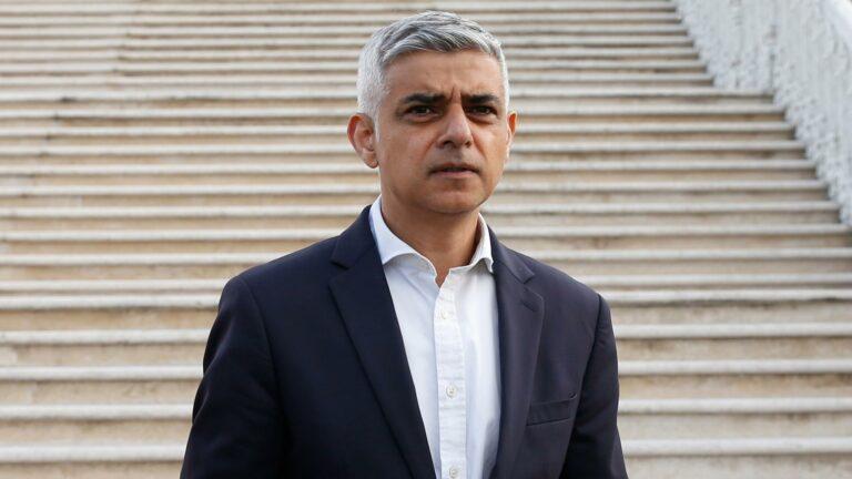 Imagen: Alcalde de Londres, muy preocupado por la variante ómicron