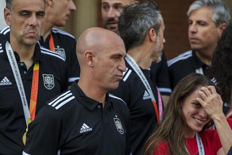 Imagen: FIFA suspende a Luis Rubiales por beso forzado a Jennifer Hermoso