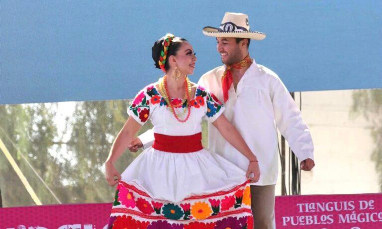 Imagen: Vive la tradición en el Festival de Cultura Popular y Comunitaria en Acayuca