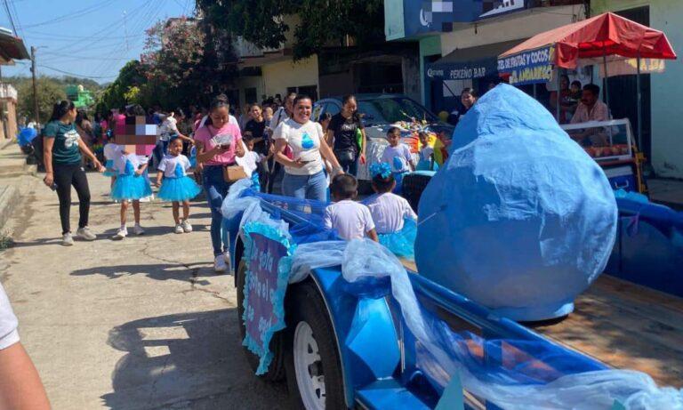 Imagen: Promueven, con desfile, el cuidado de la naturaleza en Orizatlán