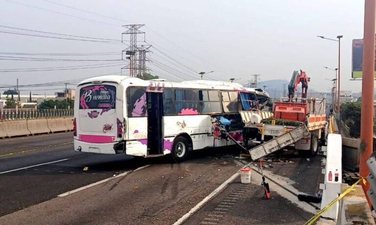 Imagen: Choque de autobús deja un muerto y 4 lesionados en la México-Pachuca