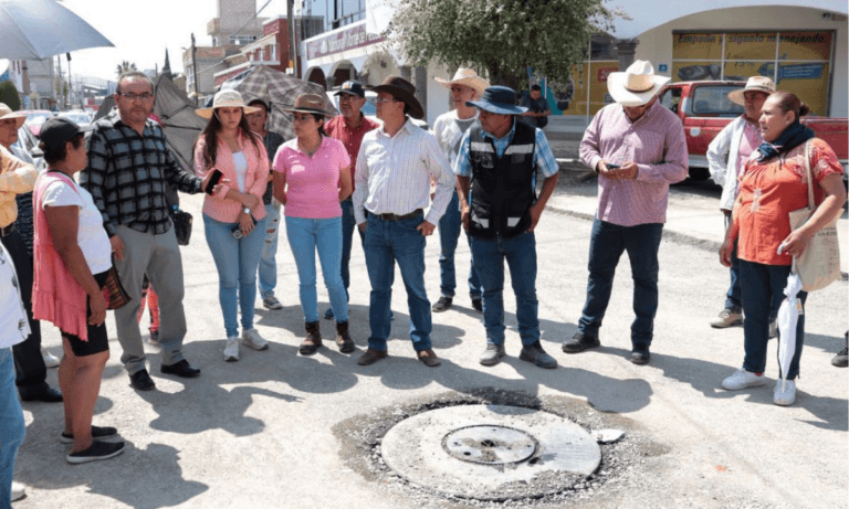 Imagen: Tras manifestación, inician trabajos para atender problemas de drenaje en Geovillas Pachuca