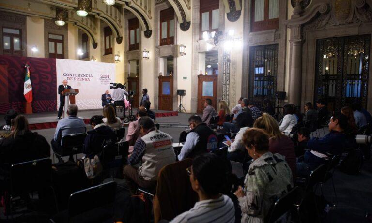 Imagen: AMLO reafirma compromiso con el caso Ayotzinapa; se reunió con los padres de los 43