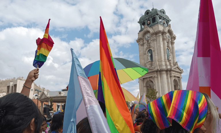 Imagen: Marcharon miles de personas LGBTTIQ en Pachuca