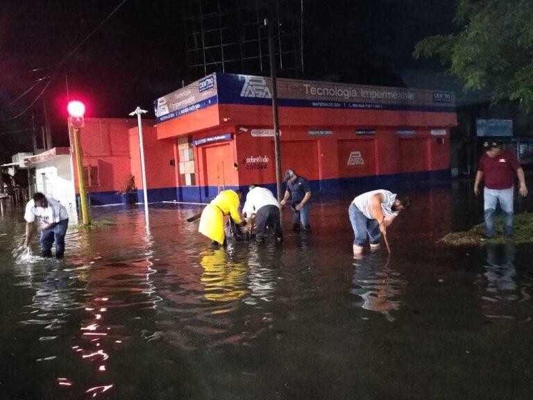Imagen: Mientras tanto en Chetumal, torrencial lluvia deja inundaciones y desplazados
