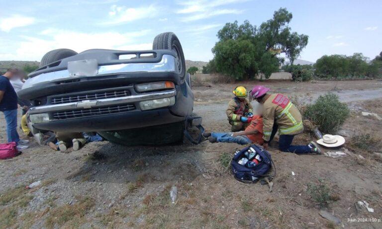 Imagen: Accidente vial en carretera Pachuca-Sahagún deja dos personas lesionadas tras volcadura