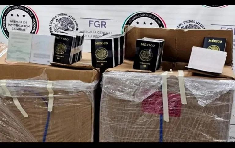 Imagen: Detienen a dos en Tlaxcala por robo de libretas para pasaporte