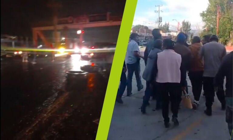 Imagen: Pobladores bloquean la carretera Actopan-Ixmiquilpan a la altura de Caxuxi