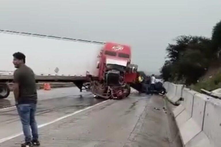 Imagen: Accidente cierra autopista México-Querétaro durante más de tres horas