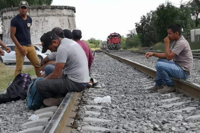 Imagen: Hombre muere al caer de tren en movimiento cerca de la Estación Sayula en Tepetitlán