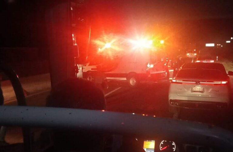 Imagen: Deja volcadura dos lesionados sobre la México-Pachuca, a la altura de Tizayuca