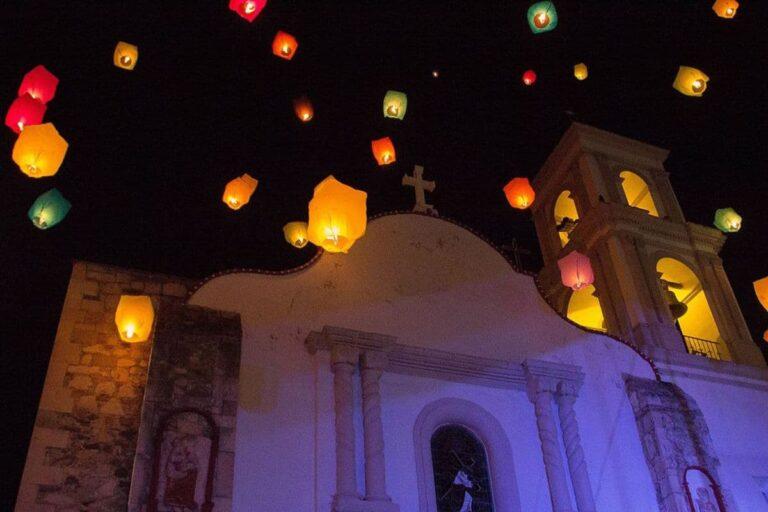Imagen: Granadas gigantes y vuelo de papalotes y globos de Cantolla, en la Feria de Chilcuautla