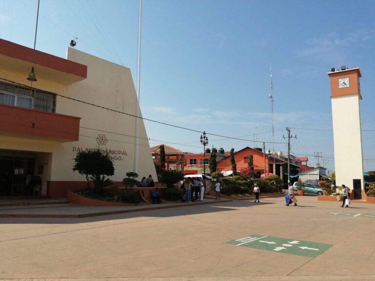 Imagen: Retienen a secretario municipal de Huautla