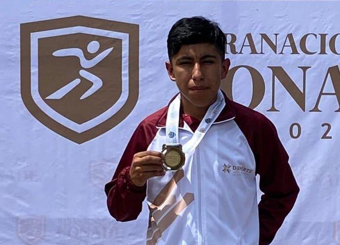 Imagen: Bryan Villeda consumó doblete en paraciclismo hidalguense