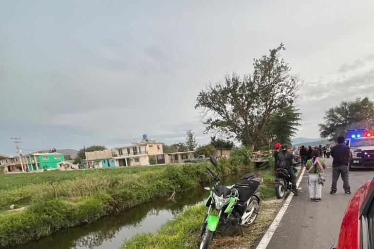 Imagen: Niño cae a canal en Ixmiquilpan: cuerpos de emergencia se movilizan