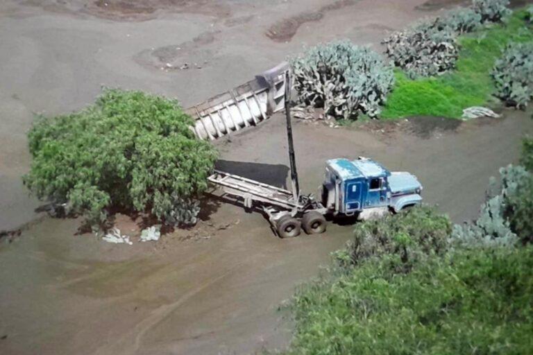 Imagen: Persiste conflicto en predio, por descarga de desechos de la Cuenca Lechera de Tizayuca 