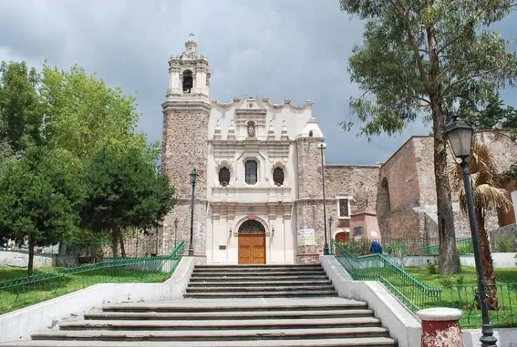 Imagen: Hombre armado se roba 40 mil pesos de la iglesia de San Francisco