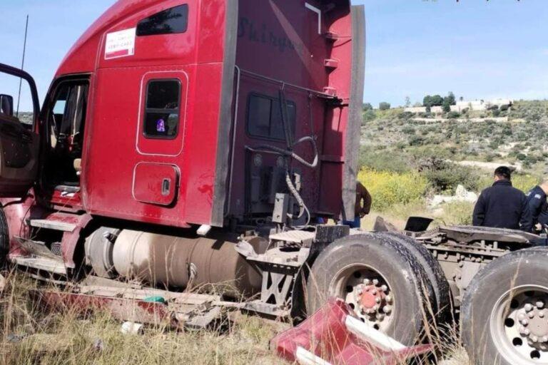 Imagen: Tráiler y contenedor robados son recuperados en Tepeji del Río