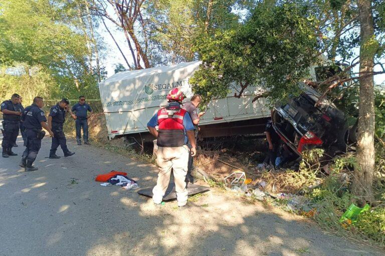 Imagen: Impacto mortal: accidente en Huejutla involucra camión de Liconsa