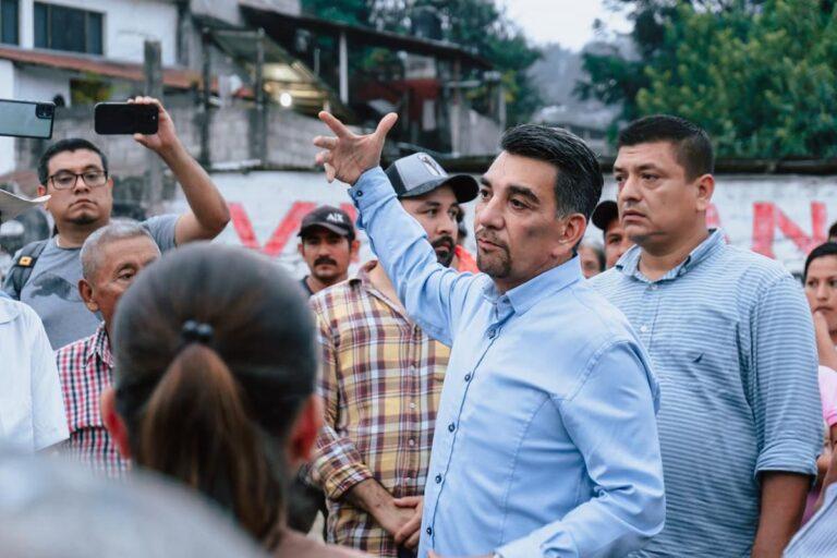 Imagen: Huejutla: trabajos de reparación en drenaje colapsado de Tehuetlán