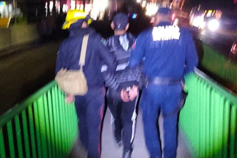 Imagen: Rescatan a hombre que intentó lanzarse de un puente en Tulancingo