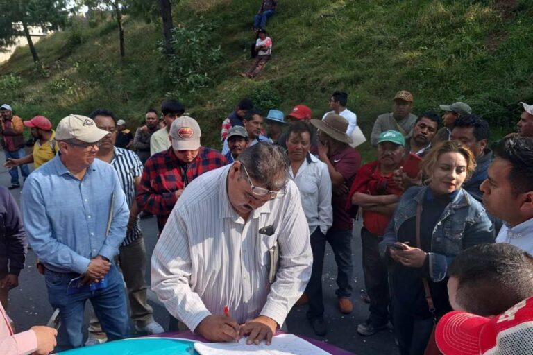 Imagen: Rehabilitarán carretera de Acaxochitlán con el programa Bachetón