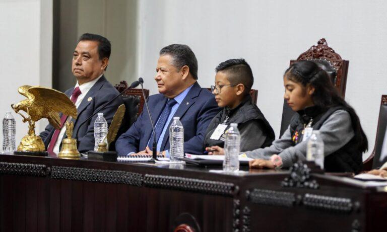 Imagen: Gobernador reconoce la conciencia cívica de niños hidalguenses