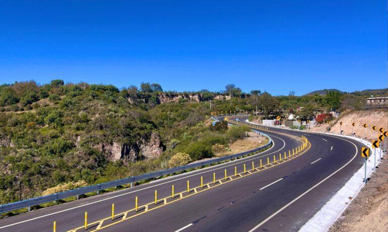 Imagen: Deslaves y reblandecimiento mantienen en riesgo la autopista Pachuca-Huejutla: PC