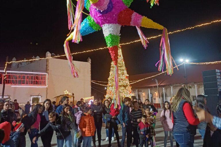 Imagen: Tradición y fe: Metzquititlán despide las posadas con el arrullamiento del Niño Dios