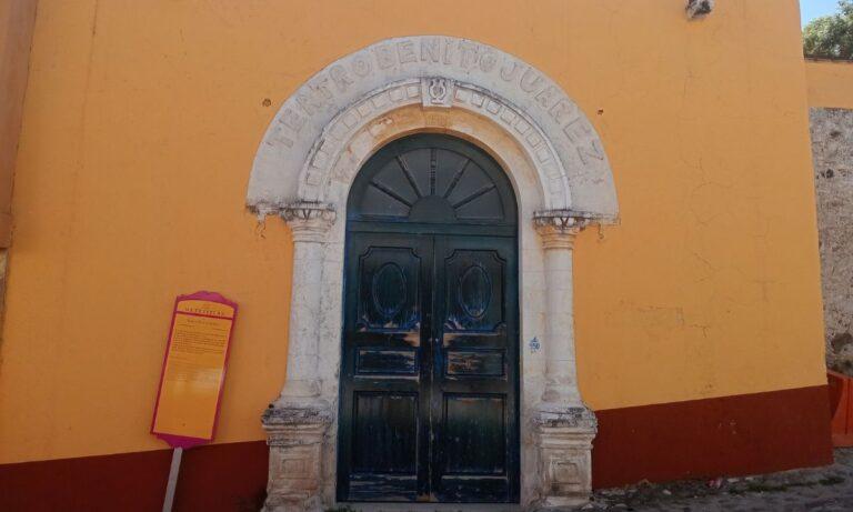 Imagen: Solicitan vecinos rescate de teatro Benito Juárez, en Metztitlán