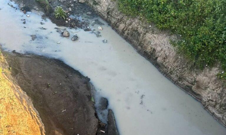 Imagen: Alertan pobladores sobre olor a químicos en río de Tizayuca