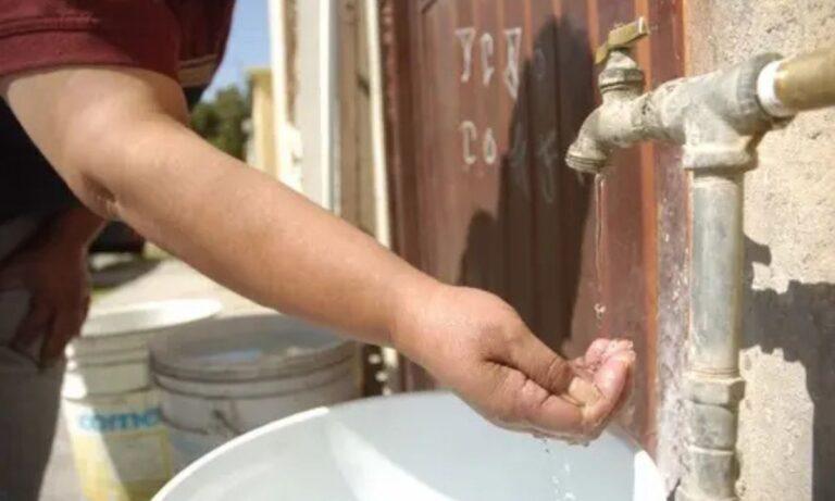 Imagen: Regularizan servicio de agua con donaciones de vecinos, en Zacualtipán
