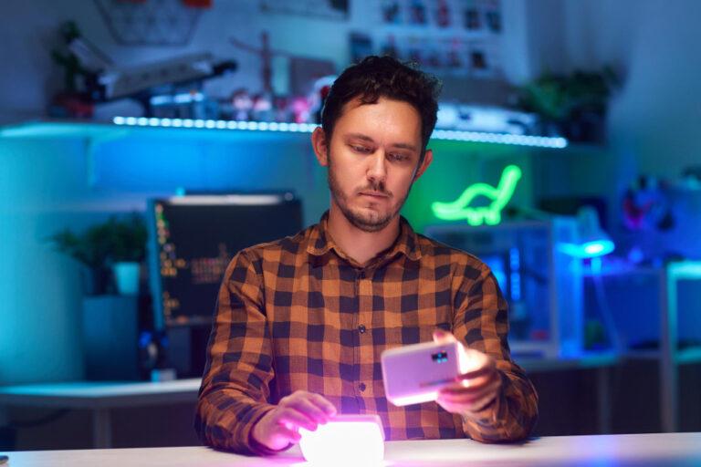 Imagen: Tips para reducir la luz azul y mejorar el descanso