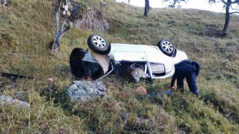 Imagen: Accidente en Lolotla deja a conductor atrapado