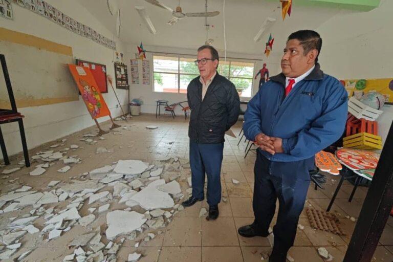 Imagen: Urgen padres de familia la reparación de dos aulas en primaria de Orizatlán 