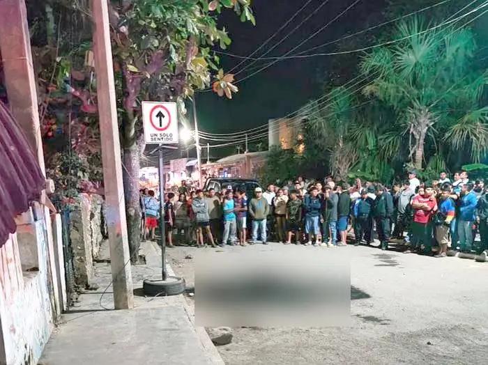 Imagen: Hombre que asesinó a mujer a machetazos fue linchado y quemado vivo