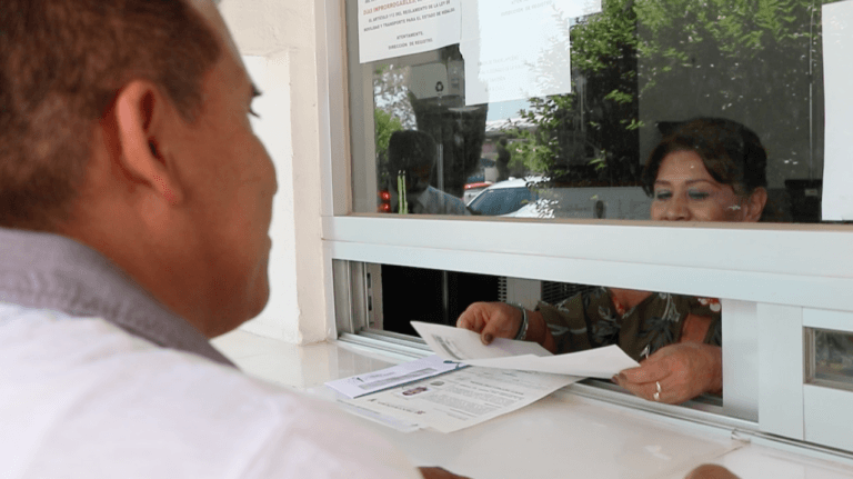 Imagen: Descuento del 50 % en tarjetón de transporte: ¿quiénes son beneficiarios de este descuento?