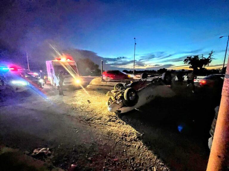 Imagen: Taxi vuelca en la carretera Pachuca-Sahagún, esto pasó