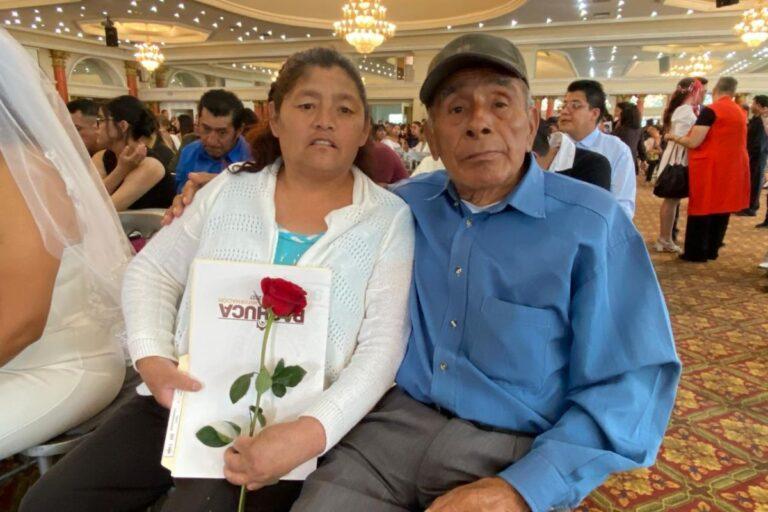 Imagen: Tras 15 años juntos, Angélica y Ramón sellaron su amor en las bodas colectivas de Pachuca