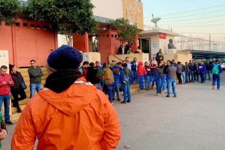 Imagen: Trabajadores realizan paro de labores en la termoeléctrica de Tula