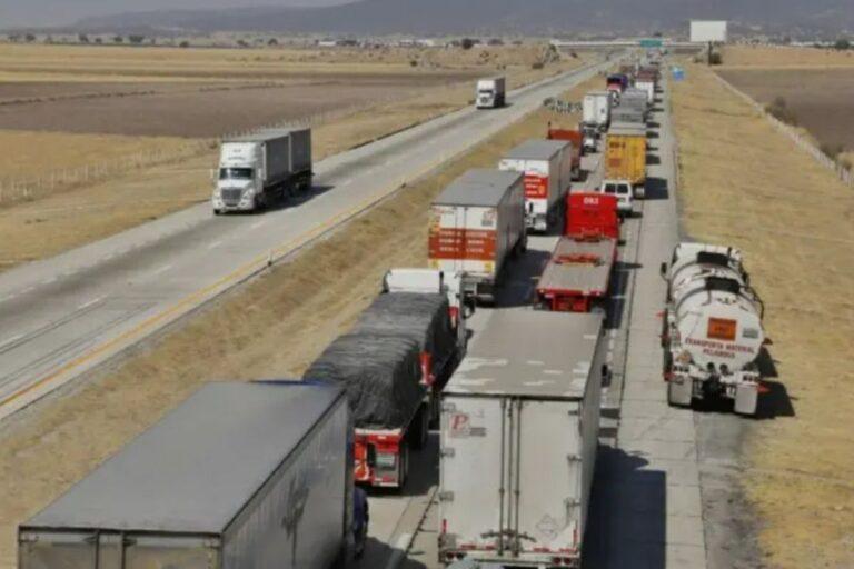 Imagen: Atención: Transportistas anuncian bloqueos en carreteras hacia CDMX
