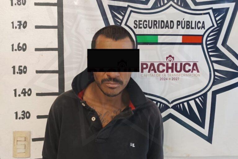 Imagen: Detienen en Pachuca a motociclista con orden de aprehensión
