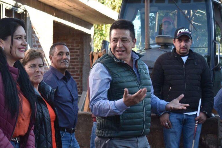 Imagen: Exregidor de Santiago Tulantepec se favoreció con contratos