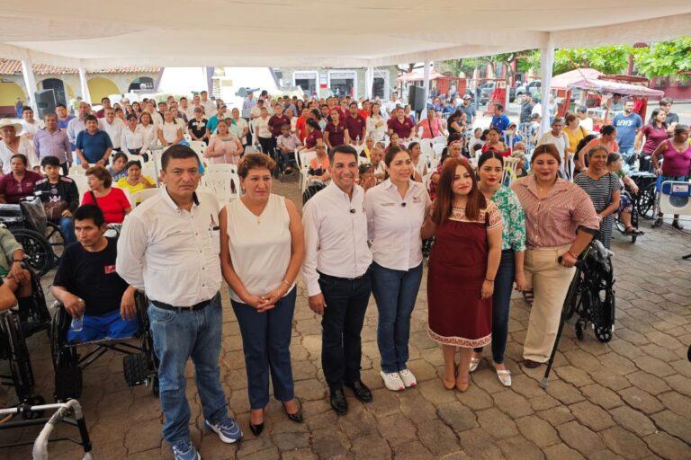 Imagen: En Huejutla, entregan ayudas funcionales y medicamentos