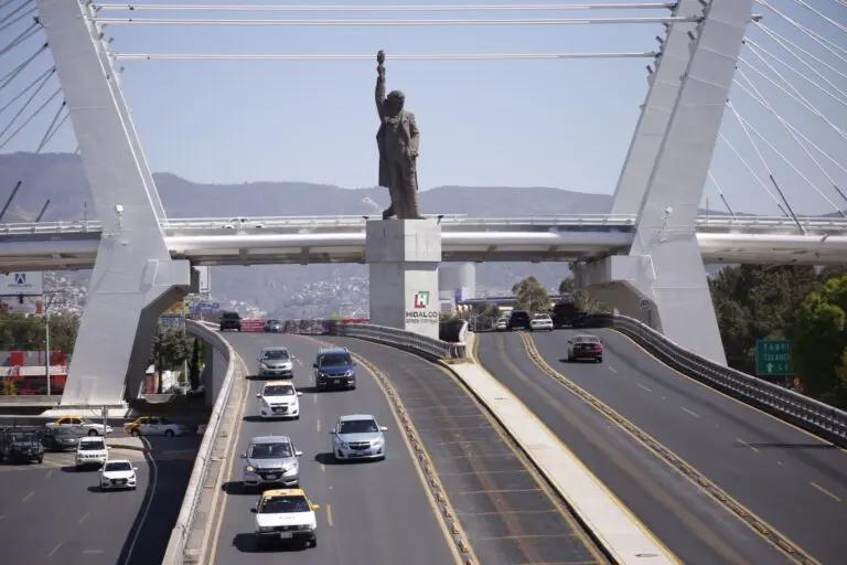 Imagen: Mejoras al puente atirantado se realizarán este año: Menchaca