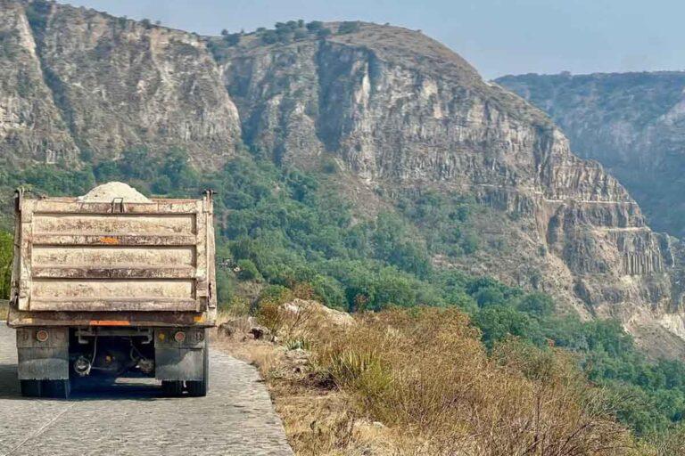 Imagen: Acatlán: Destinarán 20 mdp para rehabilitar la vía Alcholoya-San Bartolo